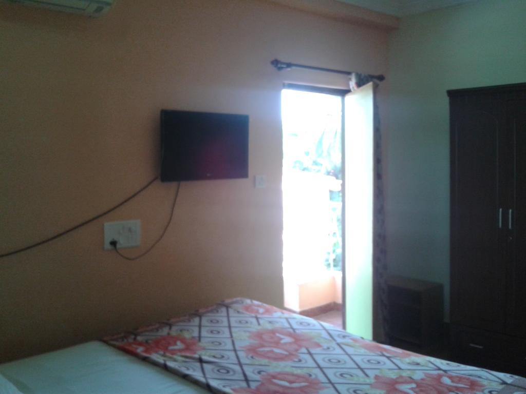 Ancora Beach Resort Baga Exterior foto
