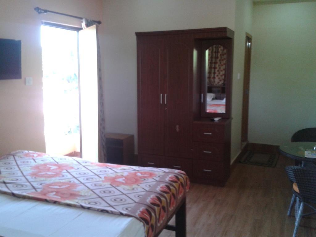 Ancora Beach Resort Baga Exterior foto